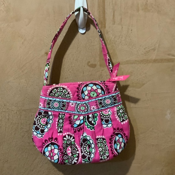 VERA BRADLEY // Pretty in Pink Pleated Shoulder Bag - Picture 2 of 12